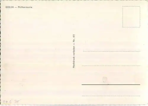Berlin - Philharmonie 1970 - BVG-Bus