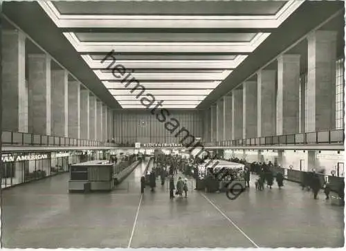 Berlin - Flughafen - Flughalle - Foto-Ansichtskarte - Verlag Hans Andres Berlin