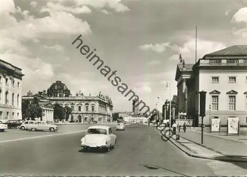 Berlin - Unter den Linden mit Rathaus - Foto-AK Grossformat - Hans Andres Verlag Berlin