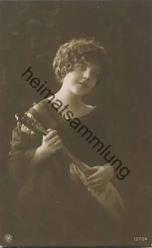 Junge Frau mit Laute - Verlag NPG 12704