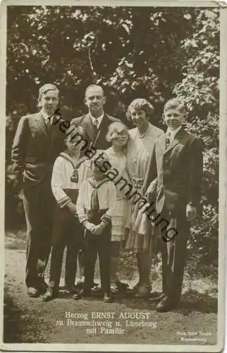 Herzog Ernst August zu Braunschweig und Lüneburg mit Familie - Phot. Dora Tarnke Braunschweig