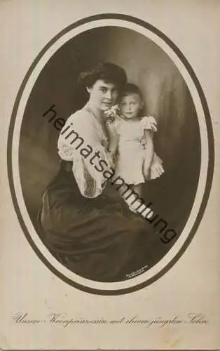 Preussen - Unsere Kronprinzessin mit ihrem jüngsten Sohn - Phot. Ernst Sandau Berlin