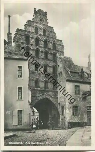 Stralsund - Semlower Tor - Foto-Ansichtskarte 30er Jahre