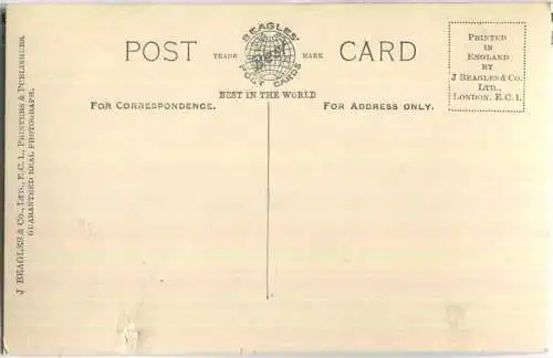 T. R. H. The Duke and Duchess of Kent in Robes worn at the Coronation of T. M. King George VI. et Queen Elisabeth