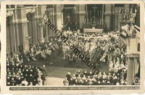 Trauerfeier für den verstorbenen Sachsen-König Friedrich August III. in der Hofkirche Dresden 23. 2. 1932