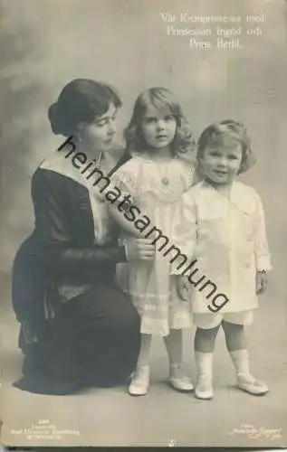 Var Kronprinsessa med Prinsessan Ingrid och Prins Bertil - Ensamrätt Axel Eliassons Stockholm - Phot. Jaeger 1914