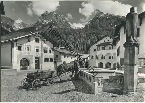 Schuls - Dorfplatz - Foto-Ansichtskarte - Verlag Feuerstein Schuls