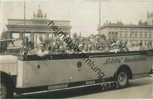 Berlin - Elite Rundfahrten vor dem Brandenburger Tor - Foto-Ansichtskarte 30er Jahre