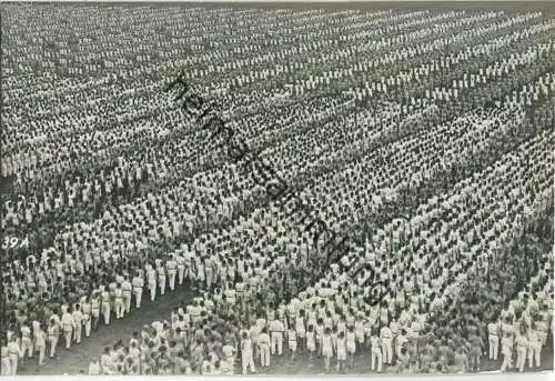 Stuttgart - Teilnehmer im Stadion - Deutsches Turnfest 1933 - Foto-AK 1933