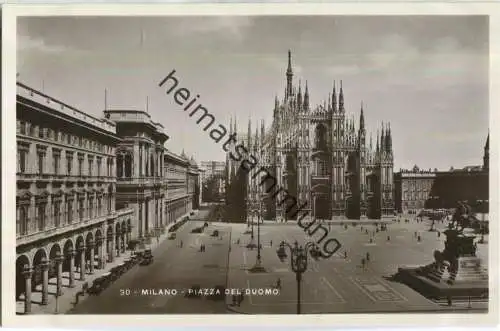 Milano - Piazza del Duomo - Foto-AK 30er Jahre - Verlag Filli Marco Milano