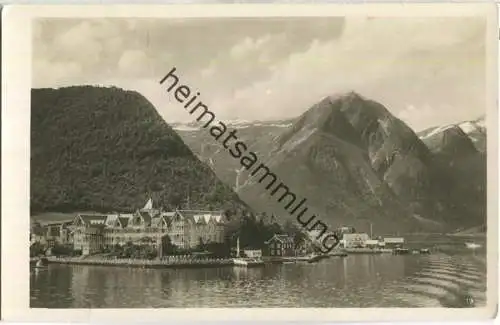 Balholm - Kviknes Hotel - Foto-Ansichtskarte - Verlag C M&S