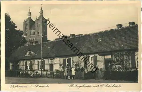 Seehausen - Altmark - Klostergebäude mit St. Petrikirche - Foto-Ansichtskarte