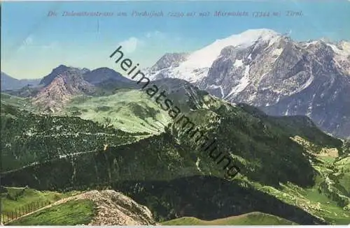 Die Dolomitenstrasse am Pordoijoch mit Marmolata - Verlag Joh. F. Amonn Bozen