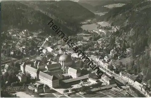 St. Blasien - Luftaufnahme - Foto-Ansichtskarte - Verlag Schöning & Co. Lübeck