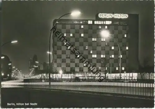 Berlin - Hilton bei Nacht - Verlag Kunst und Bild Berlin