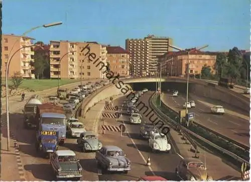 Berlin - Schnellstrasse - Auto