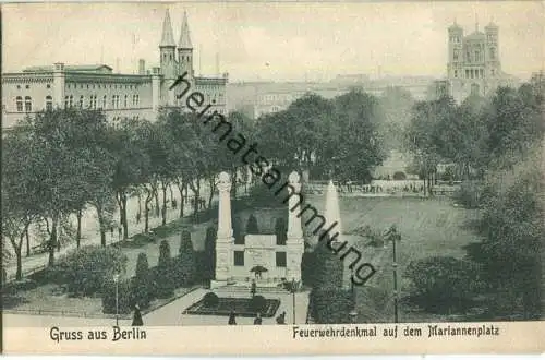 Gruss aus Berlin - Feuerwehrdenkmal auf dem Mariannenplatz