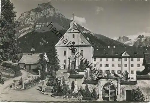 Engelberg - Kloster - Hahnen - Foto-AK - Verlag K. Meuser Engelberg gel. 1947