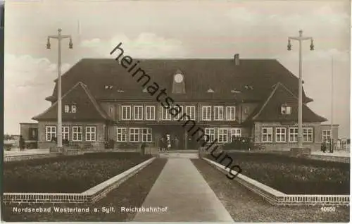 Westerland auf Sylt - Reichsbahnhof - Foto-AK 30er Jahre - Verlag H. F. A. Hundertmark Westerland