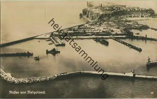 Helgoland - Hafen - Foto-Ansichtskarte ca. 1920 - Verlag N B C