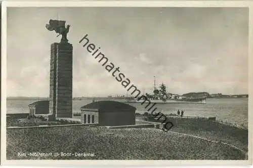 Möltenort - U-Boot-Denkmal - Foto-AK 30er Jahre