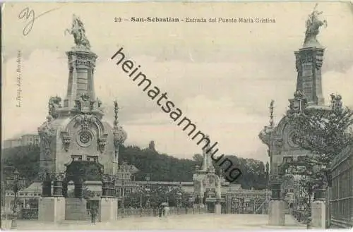 San Sebastian - Entrada del Puente Maria Cristina