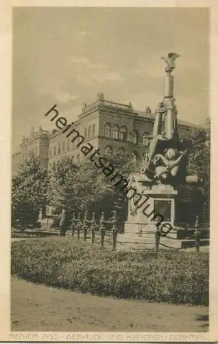 Schleswig - Regierungs-Gebäude und Kanonen-Denkmal - Verlag Postkarten-Vereinigung Schleswig