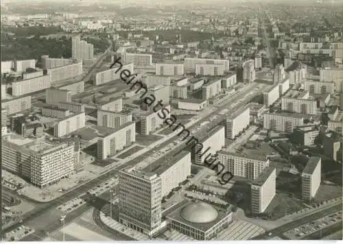 Berlin - Blick vom Fernsehturm - Foto-Ansichtskarte - Planet-Verlag-Berlin