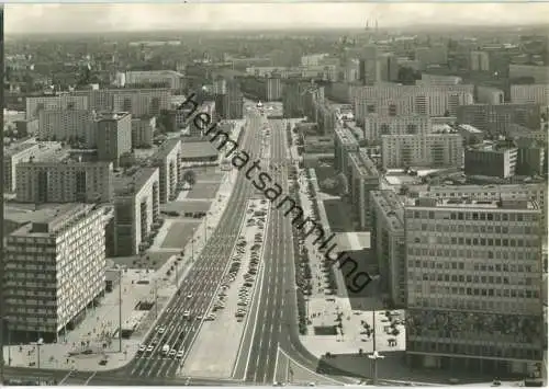 Berlin - Karl Marx Allee - Foto-Ansichtskarte - VEB Foto-Verlag Erlbach - rückseitig Namensstempel (G6580y)*