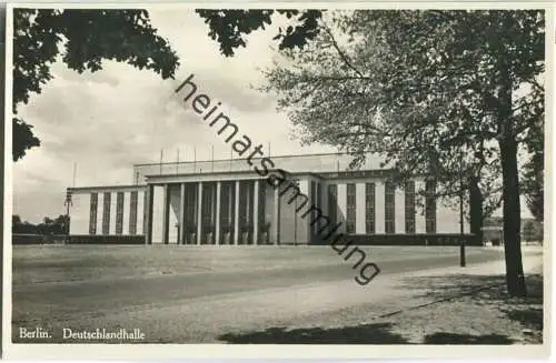 Berlin - Deutschlandhalle - Foto-AK - Verlag W.S.B. 30er Jahre