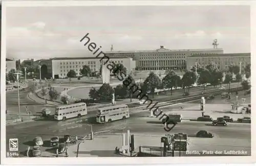 Berlin - Platz der Luftbrücke - BVG Bus - Foto-Ansichtskarte - Verlag Klinke & Co. Berlin 50er Jahre