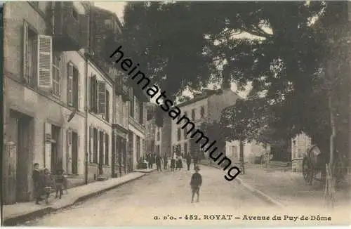 Royat - Avenue du Puy de Dome