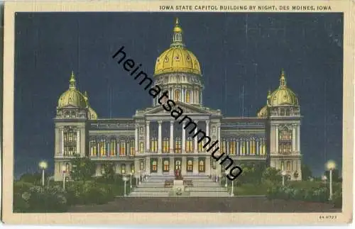 Iowa - Des Moines - State Capitol Building by night