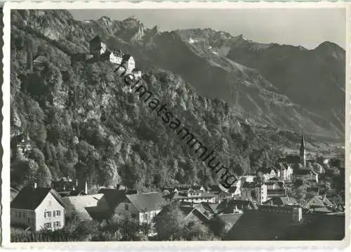 Vaduz mit den Rhätikonbergen - Verlag Photo A. Eggenberger Walzenhausen