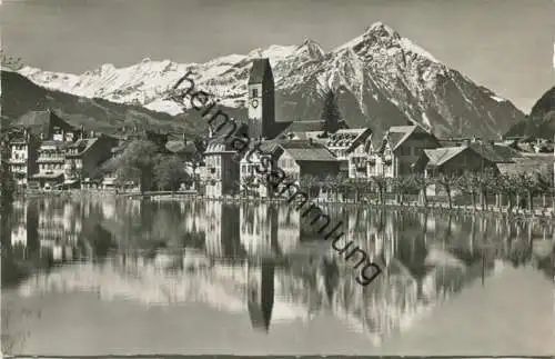 Interlaken - Kirche Unterseen mit Niesenkette - Foto-AK - Verlag H. Steinhauer Interlaken 1955