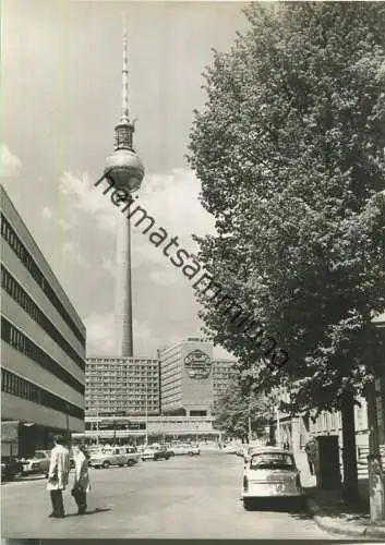 Berlin - Fernseh- und UKW-Turm der Deutschen Post - Planet-Verlag Berlin