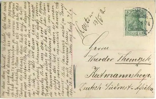 Junge Frau in Holländer Tracht