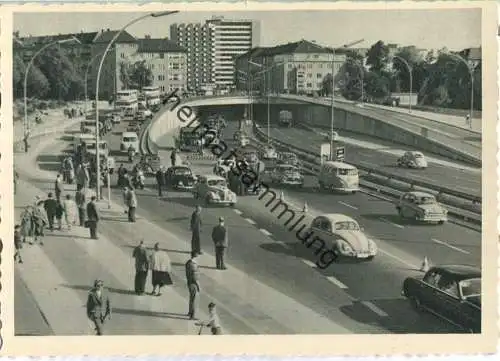 Berlin - Stadt- Autobahn - Eröffnung am S-Bahnhof Halensee - AK Grossformat