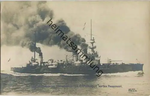 Das französische Panzerschiff La Republique auf der Probefahrt 1905 - Verlag Hermann Hillger Berlin