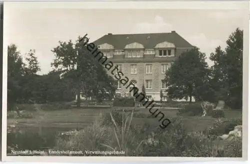 Neustadt-Holstein - Landesheilanstalt - Verwaltungsgebäude - Foto-Ansichtskarte - Verlag M. Glückstadt & Münden Hamburg