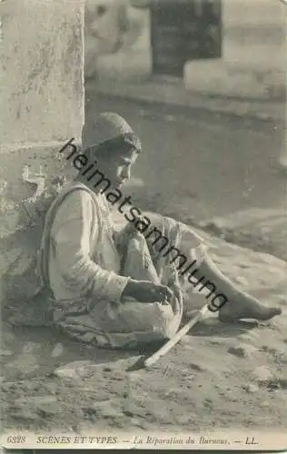 Scenes et Types - La Reparation du Burnous