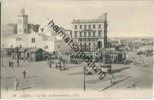 Alger - La Place du Gouvernement