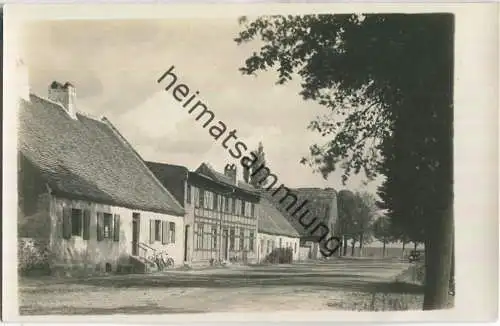 Altlandsberg-Vorwerk - Dorfstrasse - Foto-Ansichtskarte ohne Verlagsangabe 30er Jahre