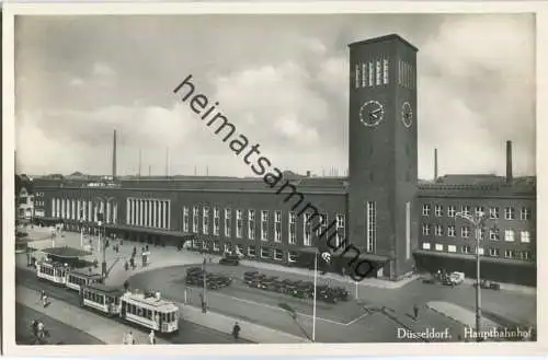 Düsseldorf - Hauptbahnhof - Straßenbahn - Foto-Ansichtskarte 30er Jahre - Verlag W.St.B.