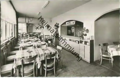 Rasthaus Töpen mit Shellstation am Zonenübergang Besitzer Herm. Müller - Foto-AK 60er Jahre