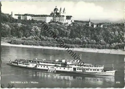 Stift Melk an der Donau - Fahrgastschiff Stadt Passau - Erste Donau-Dampfschiffahrts-Gesellschaft