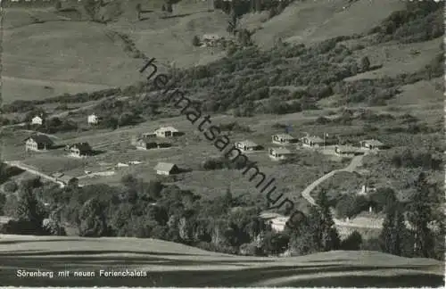 Sörenberg mit neuen Ferienchalets - Foto-AK - Verlag Globetrotter Luzern gel. 1959