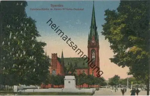 Berlin-Spandau - Garnison-Kirche mit Kaiser-Wilhelm-Denkmal - Verlag J. Goldiner Berlin 20er Jahre