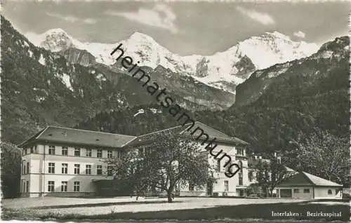 Interlaken - Bezirksspital - Foto-AK - Verlag Stump Interlaken