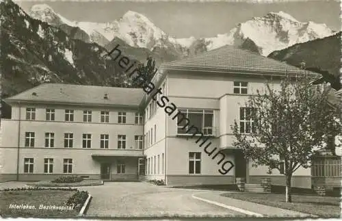 Interlaken - Bezirksspital - Foto-AK - Verlag Gabler Interlaken ca. 1940